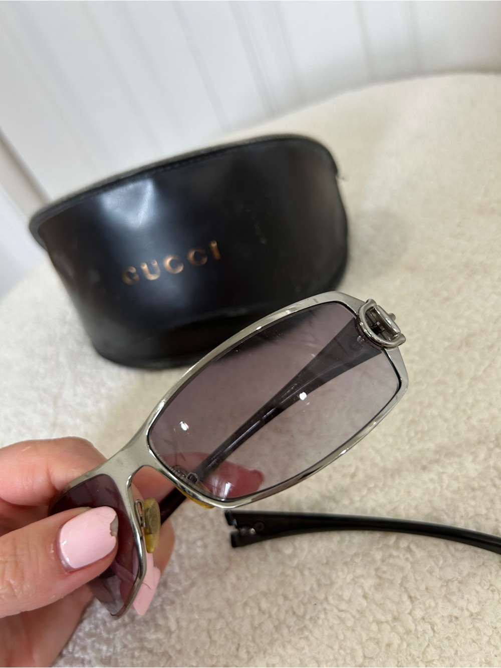 Vintage Gucci Shield Sunglasses Gray Silver FOR REPAIR - Picture 7 of 8